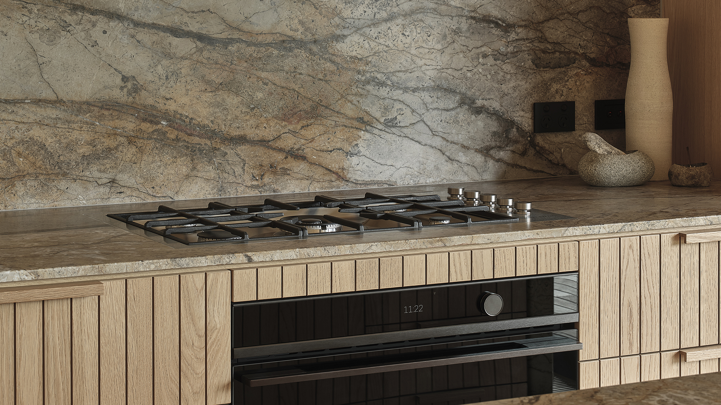 Fisher & Paykel Minimal Oven and Contemporary cooktop